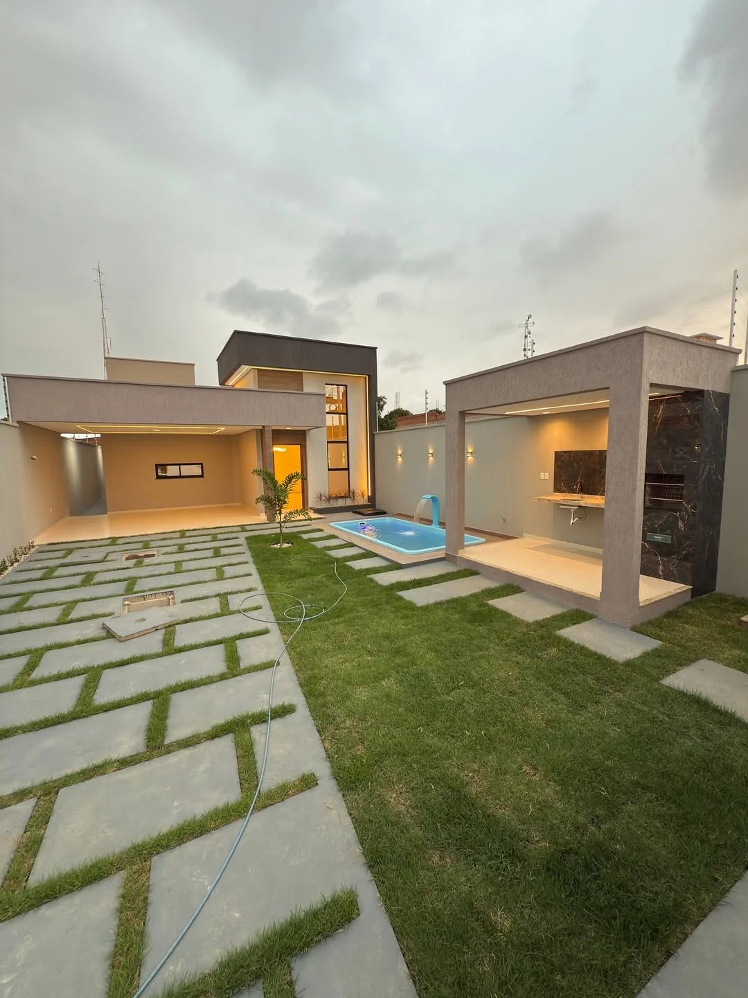 3 Bedroom Bungalow Simple